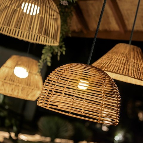 Lampa wisząca Yamori - zbliżenie plecionki i światła